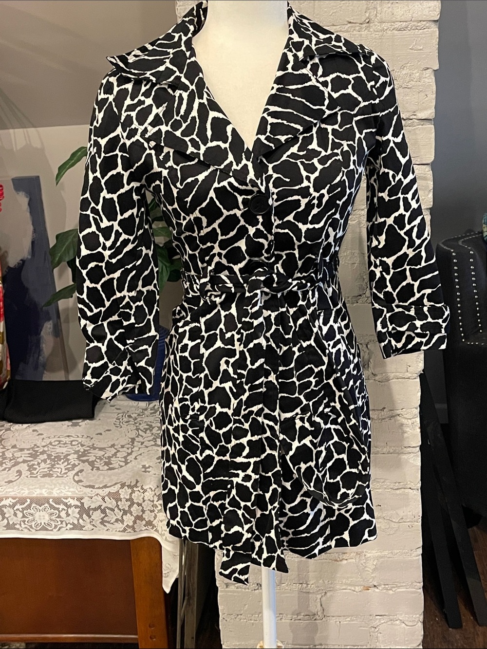 Forever 21 Black and White zebra Printed Trench Coat